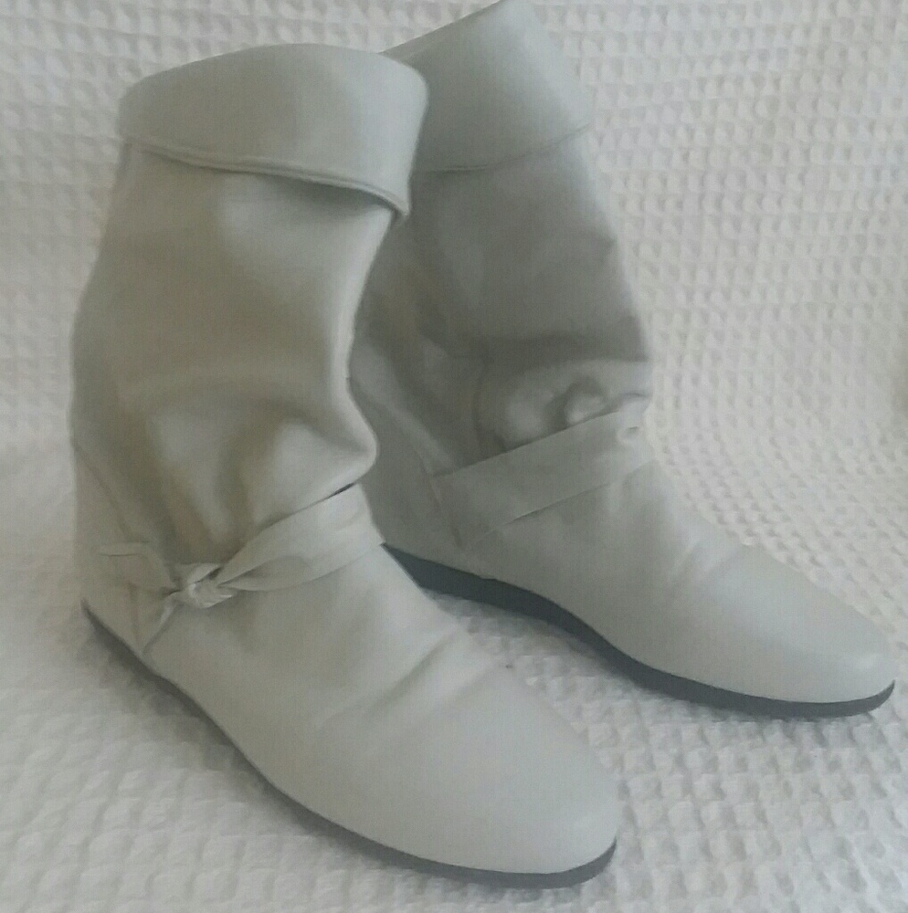 Revelations Off White Boots ( Host Pick!! )